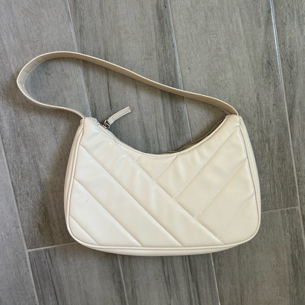 Cream shoulder bag